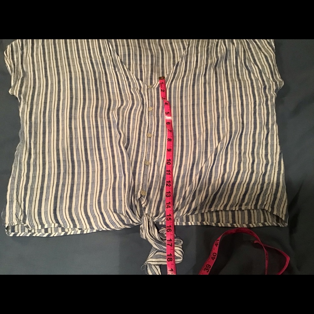 Universal Thread button down shirt - Picture 6 of 9
